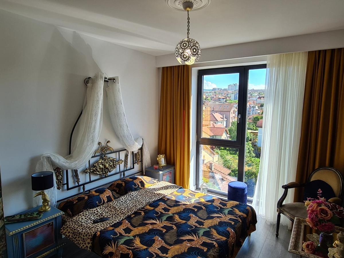 Parisian Apartment Cluj Εξωτερικό φωτογραφία