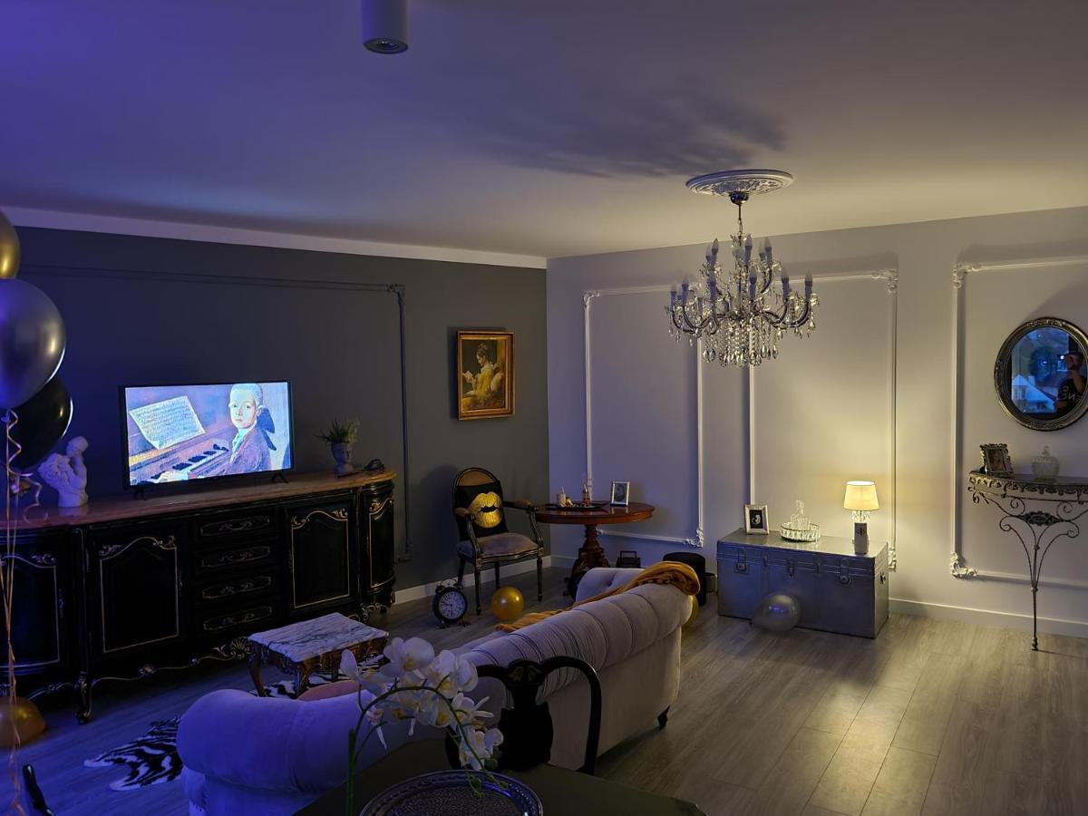 Parisian Apartment Cluj Εξωτερικό φωτογραφία