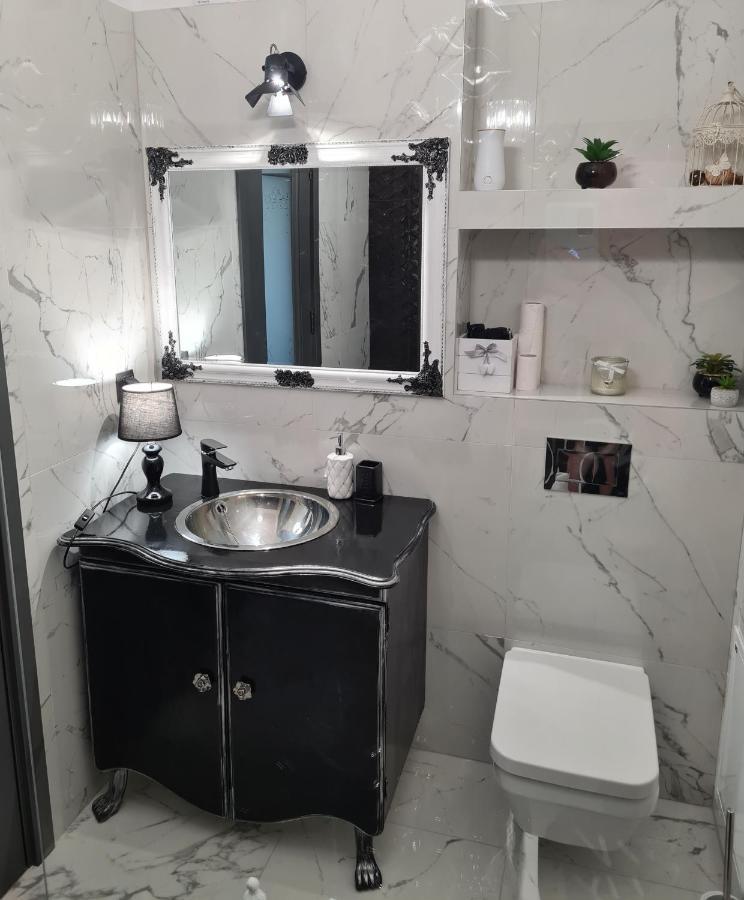 Parisian Apartment Cluj Εξωτερικό φωτογραφία